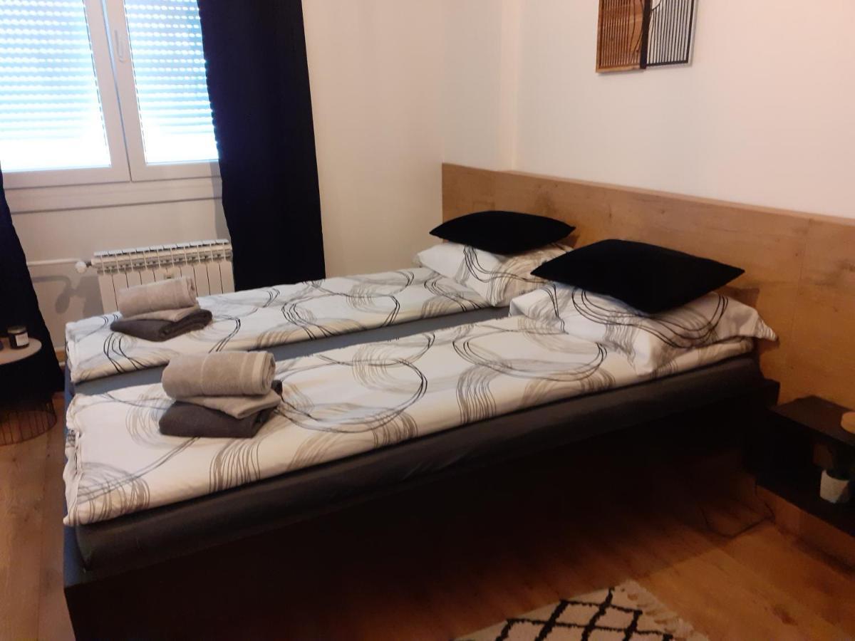 Apartman Paola Славонски брод Екстериор снимка